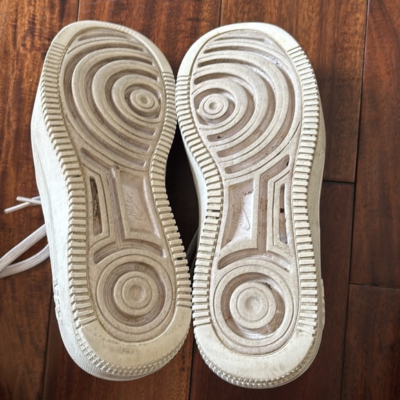 Nike | Air Force 1 White Sneakers - Picture 8 of 9